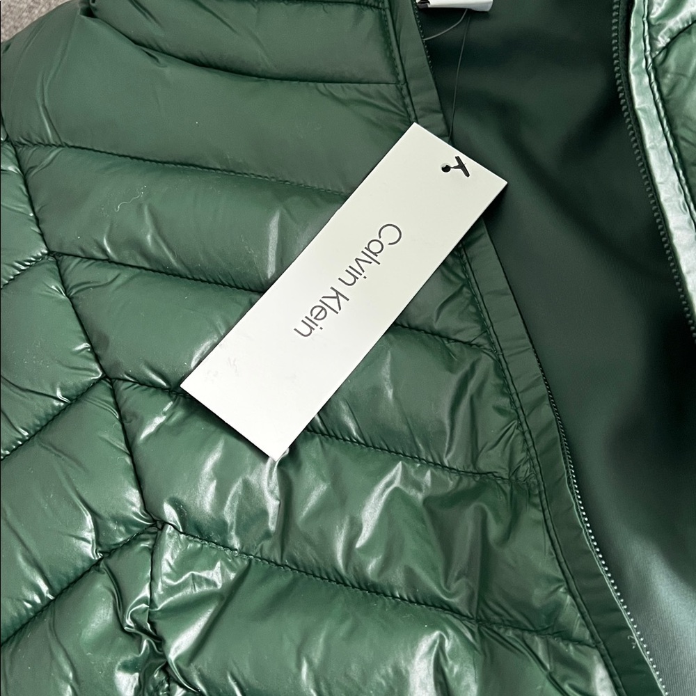 Calvin Klein Forest Green Quilted Vest - Picture 10 of 10